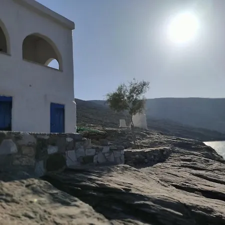 Malli Sea House *